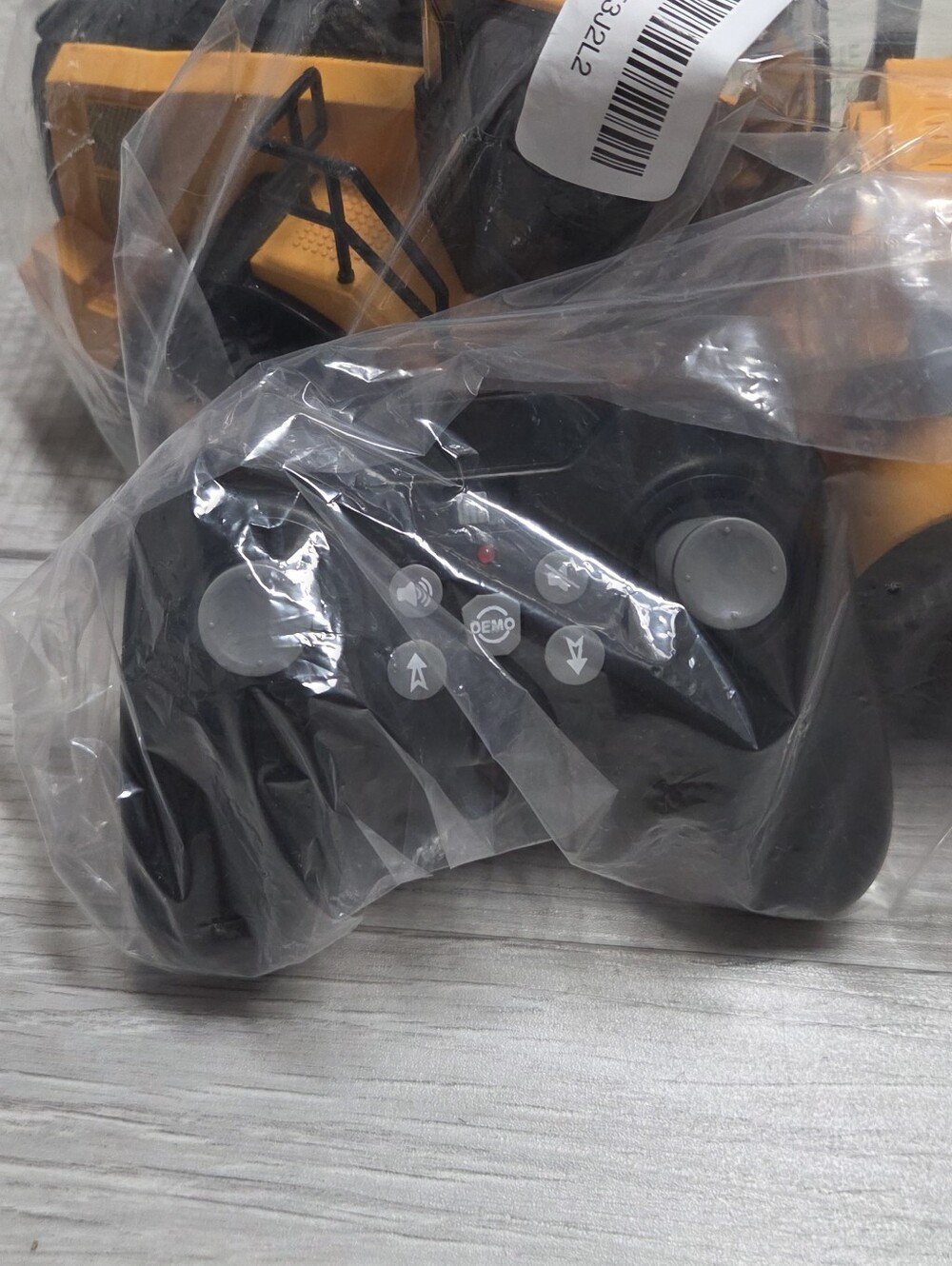 RC Loader - Picture 2 of 2